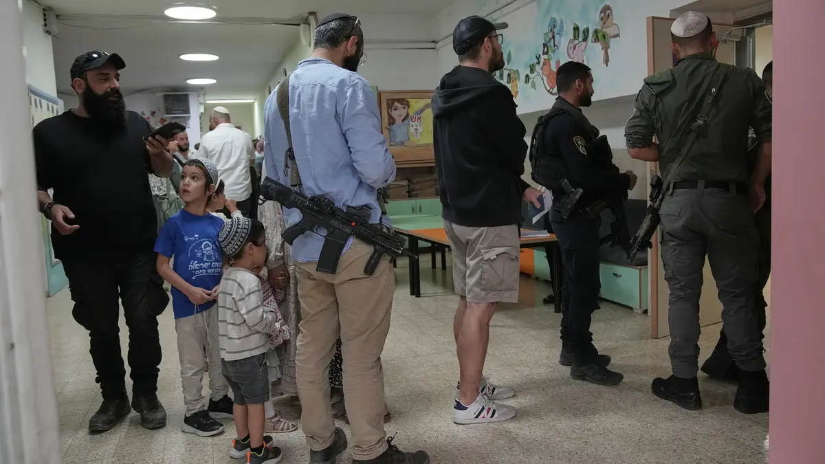 Làn sóng người Israel về nước để định đoạt tương lai ông Netanyahu